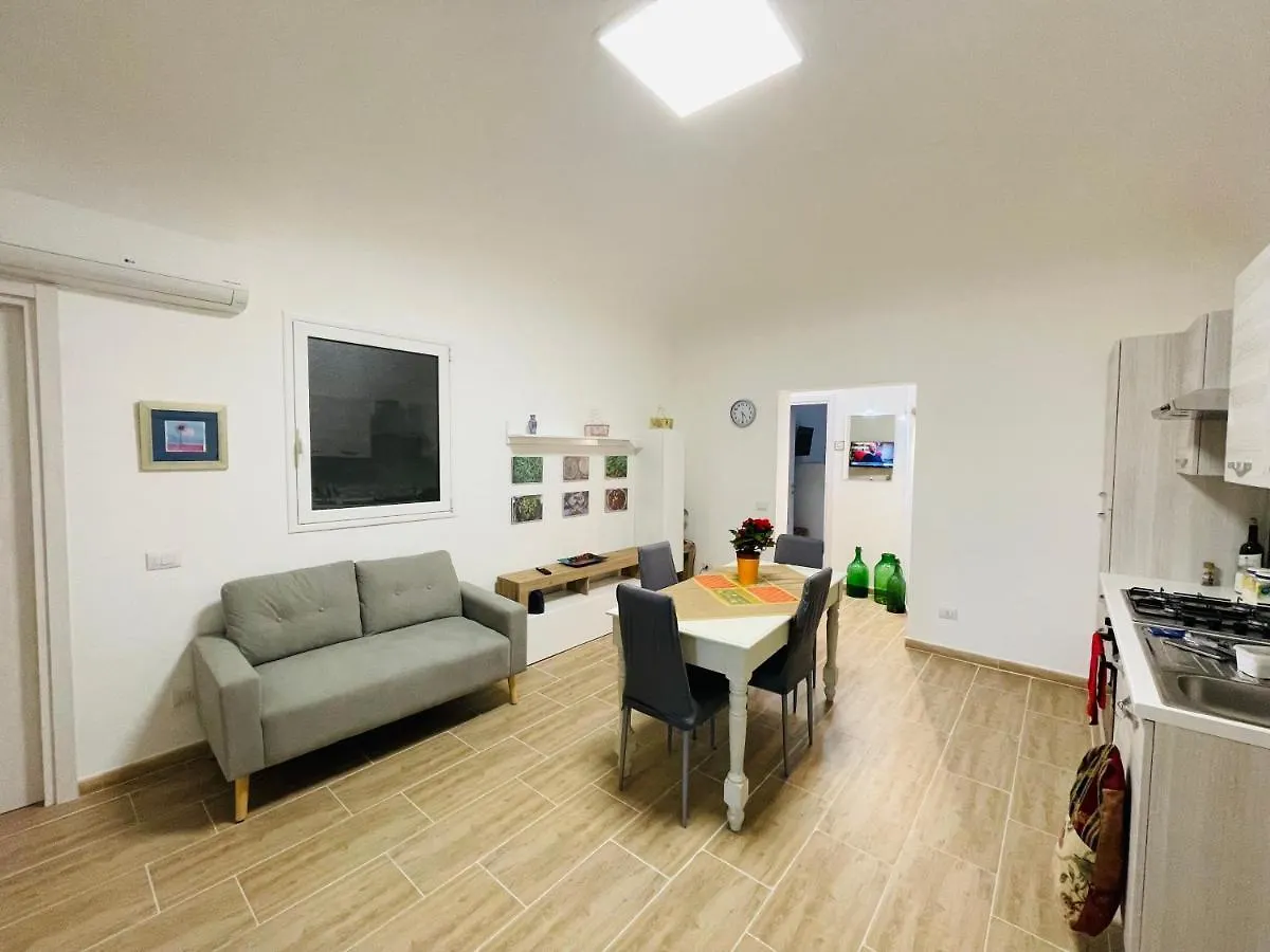 Mika House Rooms Palermo Guest house