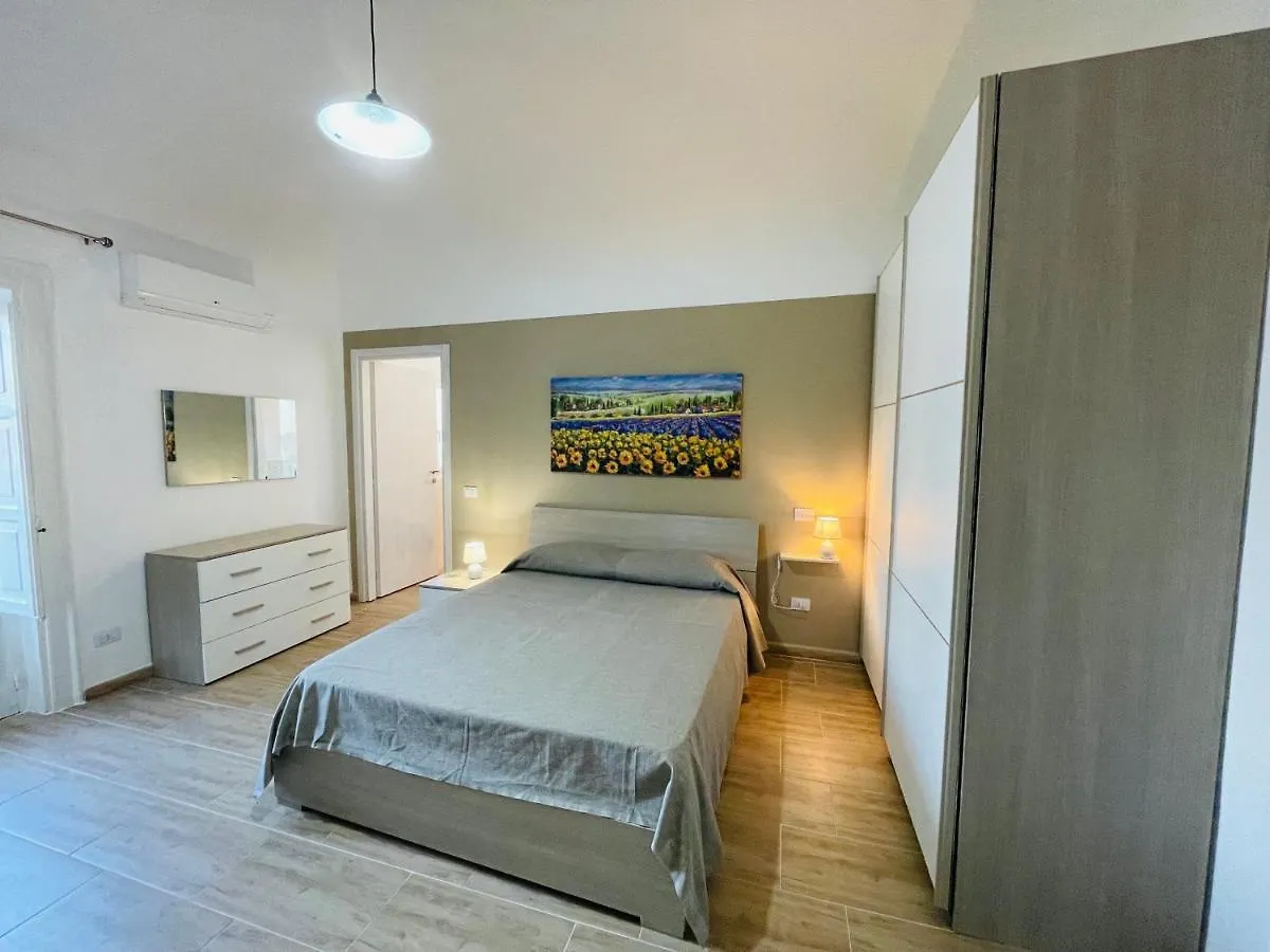Guest house Mika House Rooms Palermo Italy